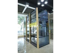  Muro cortina modular de aluminio 